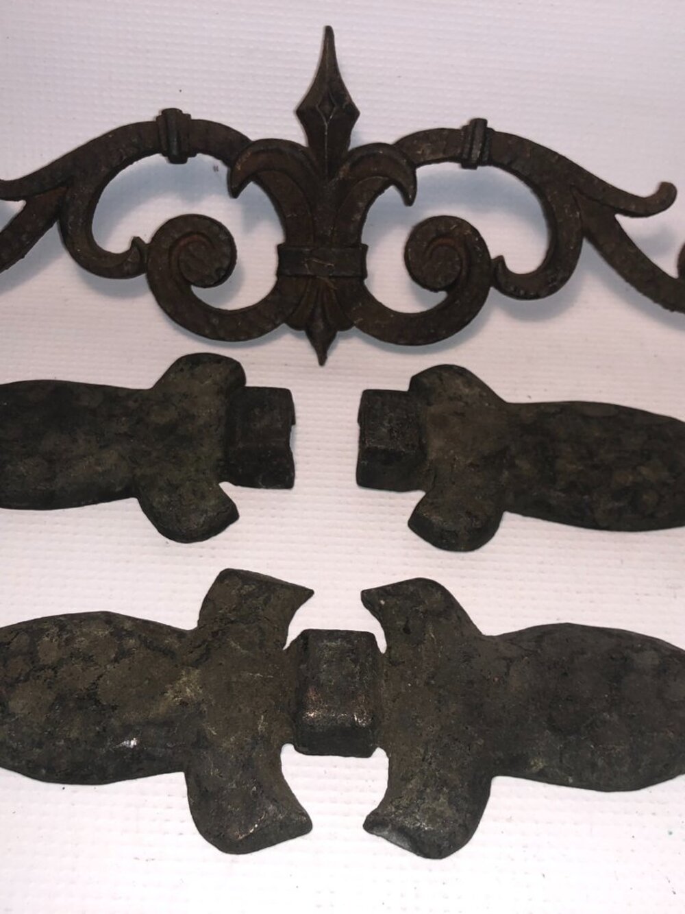 Wrought Iron Gate Finial with Fleur-de-Lis Ornate Fence Toppers